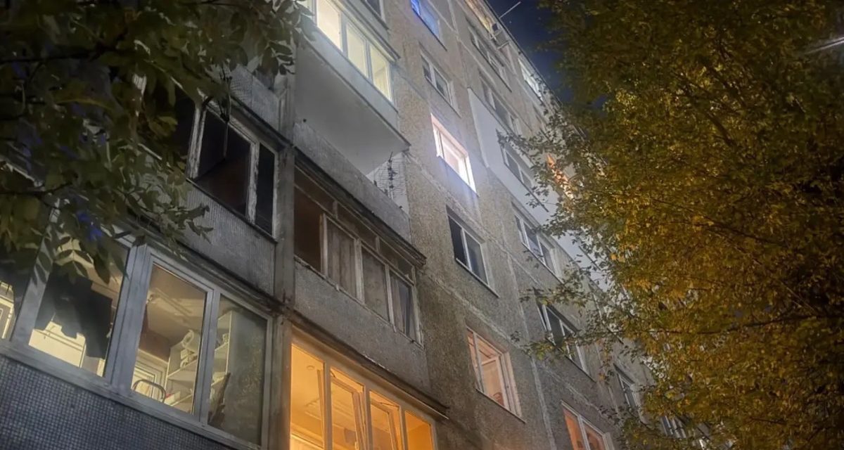 Женщина и более 20 кошек погибли при пожаре в доме на улице 9 Апреля